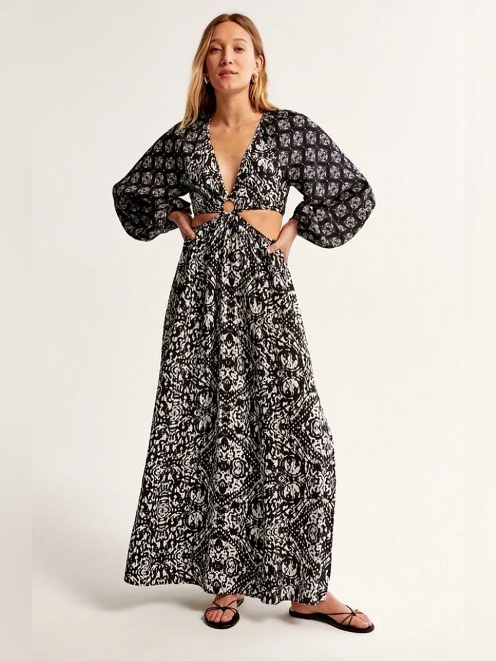 Abercrombie & Fitch Long-Sleeve Plunge Cutout Maxi Dress